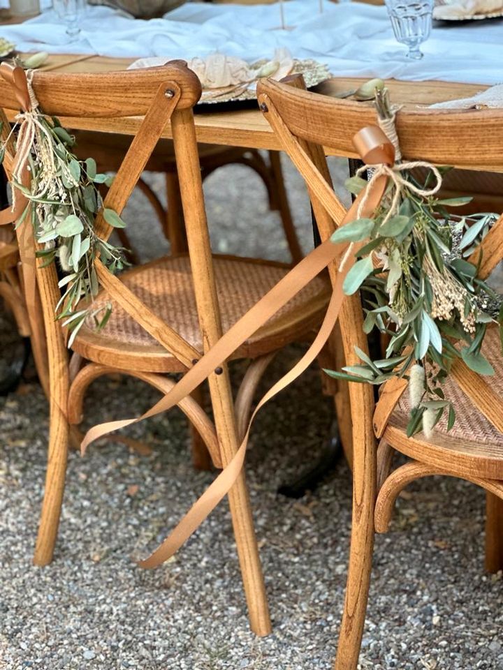 Crossback Stühle Hochzeit Holzstühle Holztische in Bad Bocklet