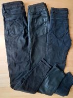 3 Jeans Hosen Jeanshosen schwarz zusammen Damen Gr.36 S Sachsen - Bautzen Vorschau