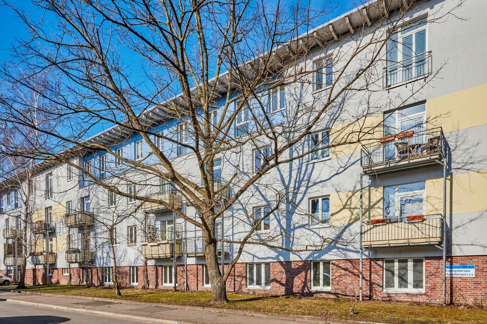 Vermietete 2-Zimmerwohnung im Hochparterre mit Balkon im idyllischen Altglienicke in Berlin