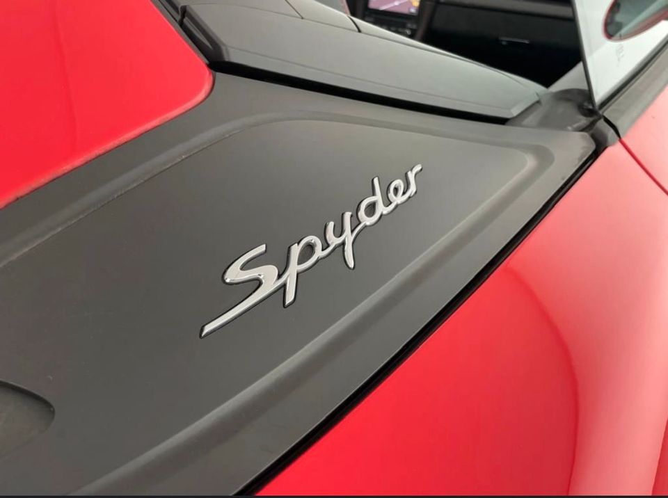 Spyder 718, Approved,Bose,Kamera,Navi,Klappe, Alcantara,Schalter in Sachsenheim