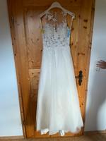 Wunderschönes Brautkleid mit Spitzenoberteil – Größe 34 Bayern - Kemnath Vorschau