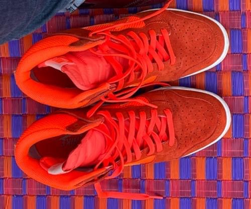 Nike Schuhe korallenrot / orange in Hamburg