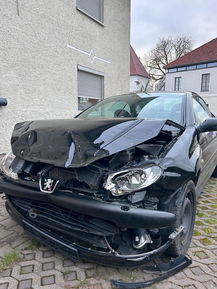 Peugeot 206cc Cabrio (Springt nicht an) für Bastler in Sontheim