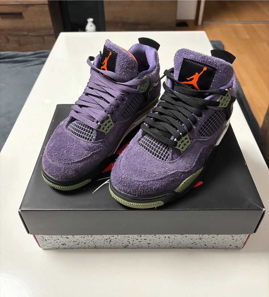 Jordan 4 Canyon Purple in Heilsbronn