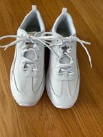 Neue Puma Sneaker in Größe 40 in weiß Rheinland-Pfalz - Daun Vorschau
