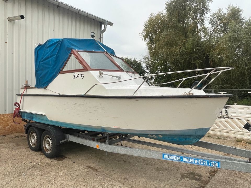 Motorboot Angelboot Sportboot Kajütboot in Bad Kleinen