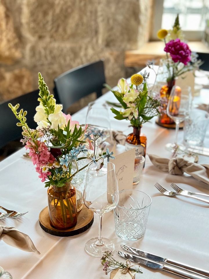 Verleih 60 Apothekerflaschen Gläser Vasen Hochzeit in Allensbach