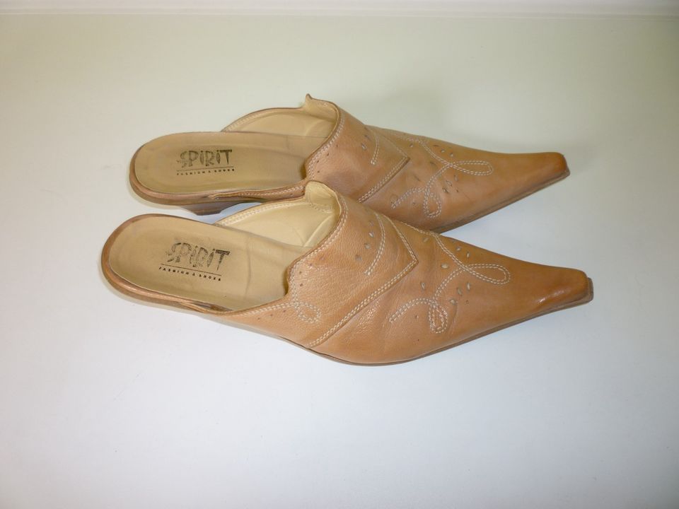 Damenschuhe/Sabots/Pantoletten/Slipper ECHT LEDER, Größe 37 in Zweibrücken