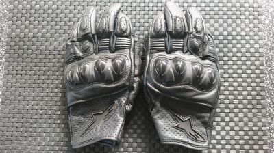 Motorrad Handschuhe in Elsdorf