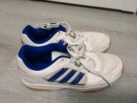Turnschuhe Adidas gr.38 (24 cm) Nordrhein-Westfalen - Solingen Vorschau
