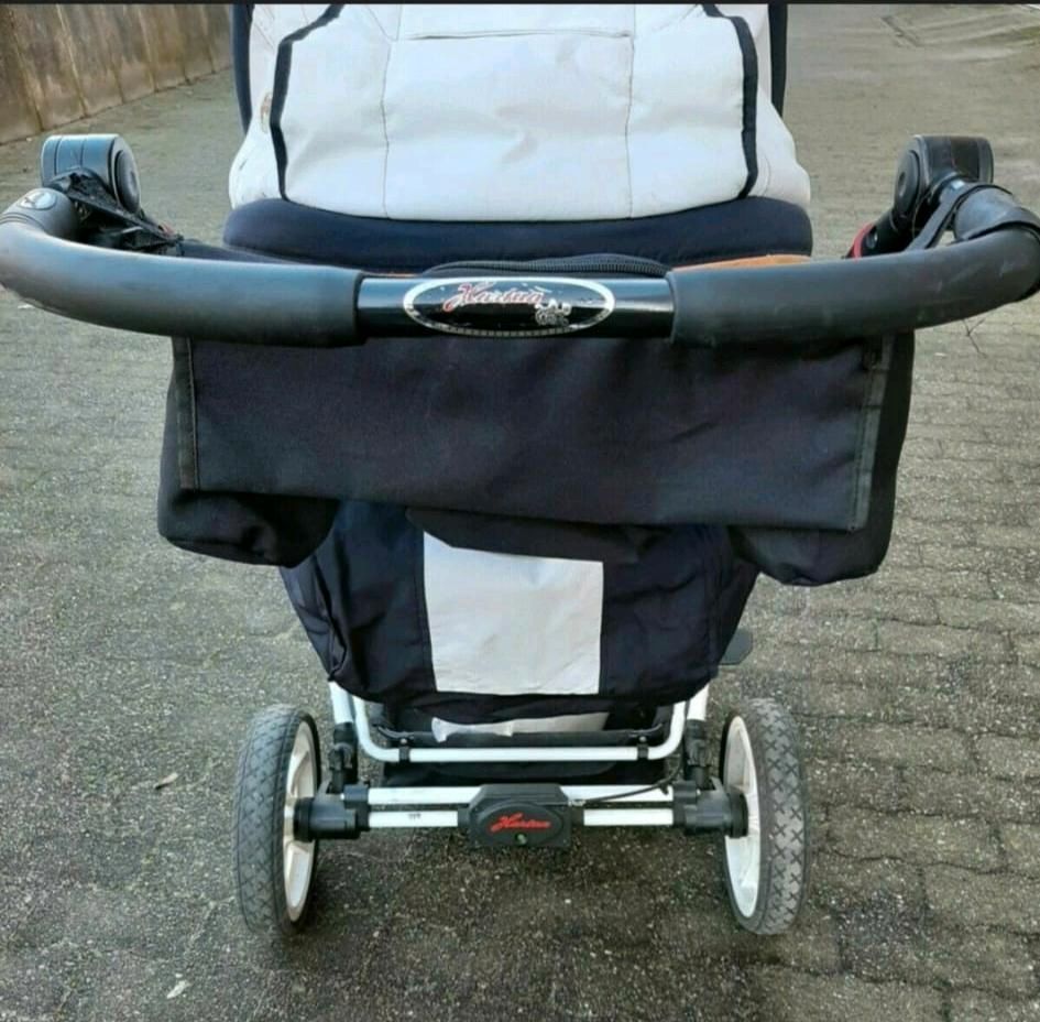 Schöner Hartan Kinderwagen in Hünxe