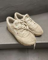 Reebok Sneaker Turnschuhe 36 weiß Creme Nordrhein-Westfalen - Mönchengladbach Vorschau