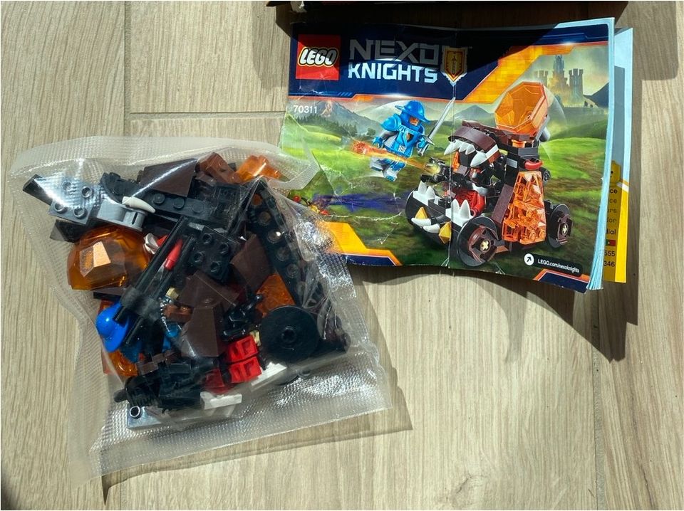 Lego Nexo Knights Chaos Catapult (70311) in Steinebach (Sieg)