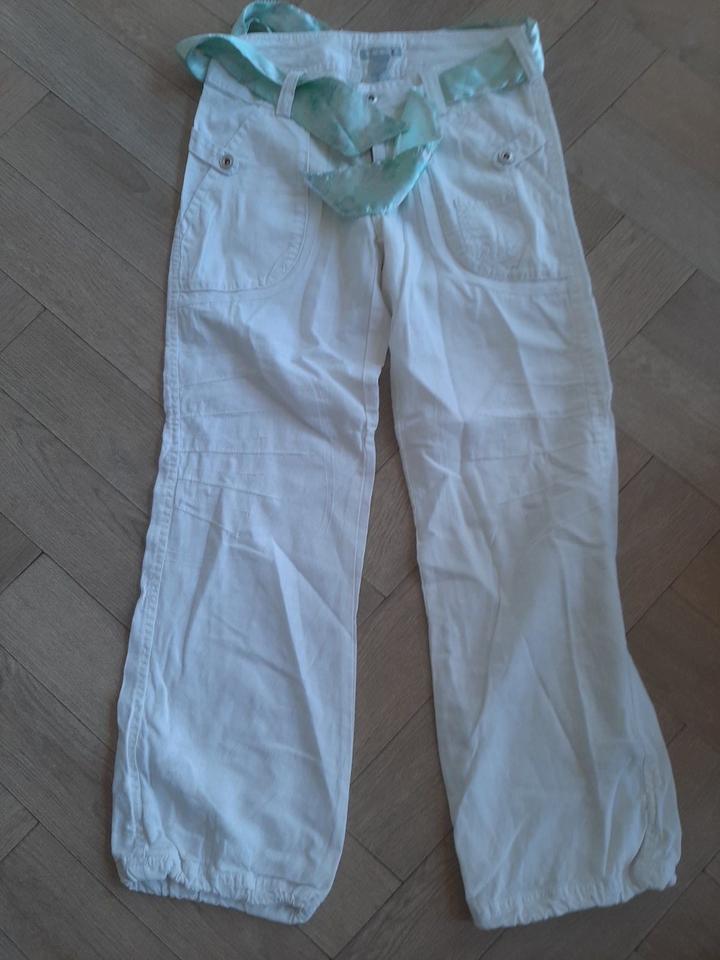 Mädchen Hose Jeans Leinen Sommer weiß Leggings Zara 146/152 in Ribnitz-Damgarten