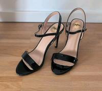 Buffalo Sandalette Sandale High Heels schwarz Lack 40 NEU! Hannover - Ahlem-Badenstedt-Davenstedt Vorschau