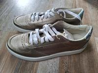 Esprit Original Sneaker Gold Schuhe in Größe 38 neu Schleswig-Holstein - Lübeck Vorschau