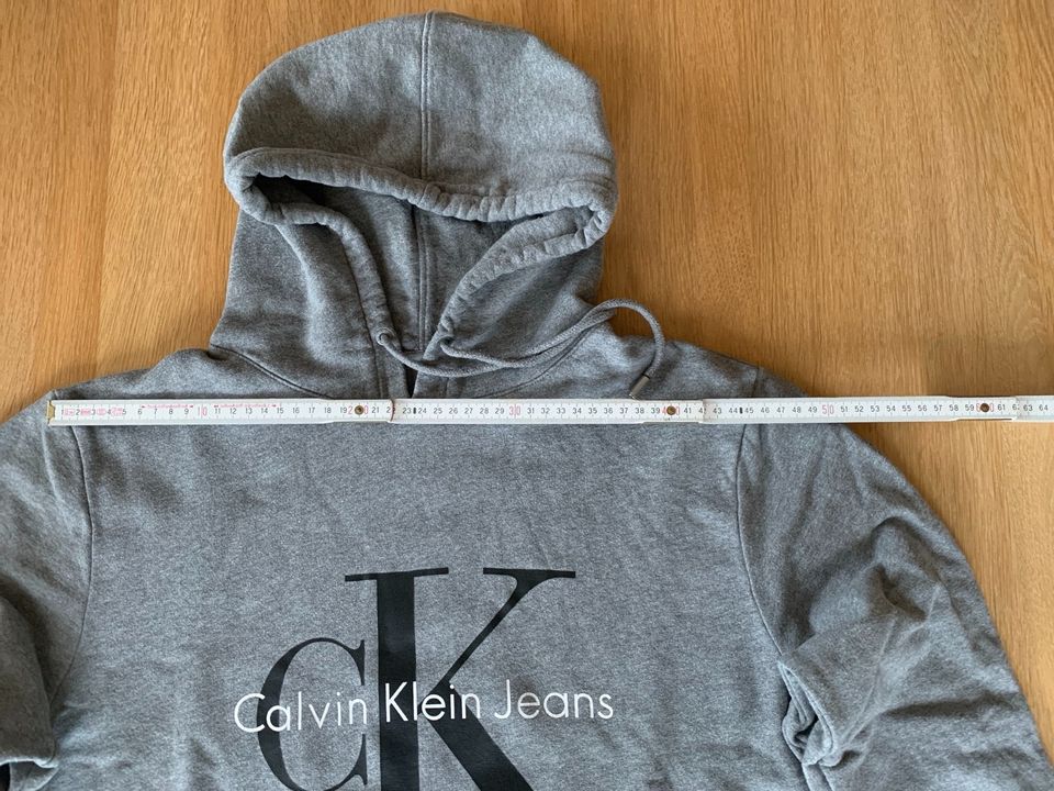 CK Calvin Klein Sweatshirt Hoodie grau Gr. L (M) in Steinfurt