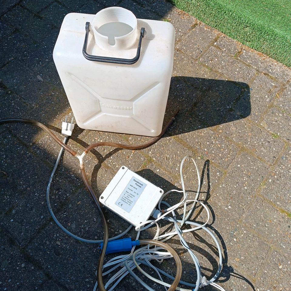 Wohnwagen Kondensat Pumpe 12 V Wasserpumpe in Rastede