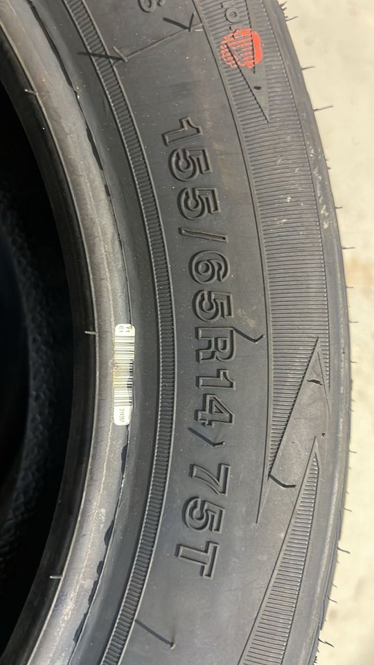 AllwetterReifen 155/65R14 Neu in Stuhr