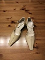 Mania Pumps Gr. 38 neu beige Hochzeit Baden-Württemberg - Steinhausen an der Rottum Vorschau