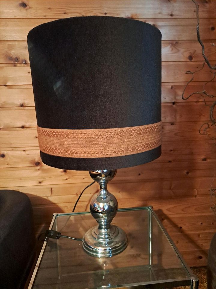 2 retro Nachttisch Lampen inkl Glastische, 70er,  gemütlich in Lohkirchen