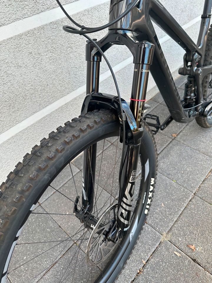 Propain Hugene 2 CF 29" in M mit RockShox Ultimate Fahrwerk in Viernheim