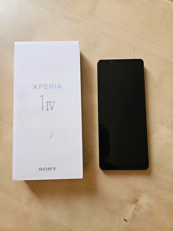 Sony Xperia 1 IV in Berlin