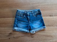 sOliver Skinny Suri Shorts Gr.146 regular Sommer-Jeans Bayern - Königsbrunn Vorschau