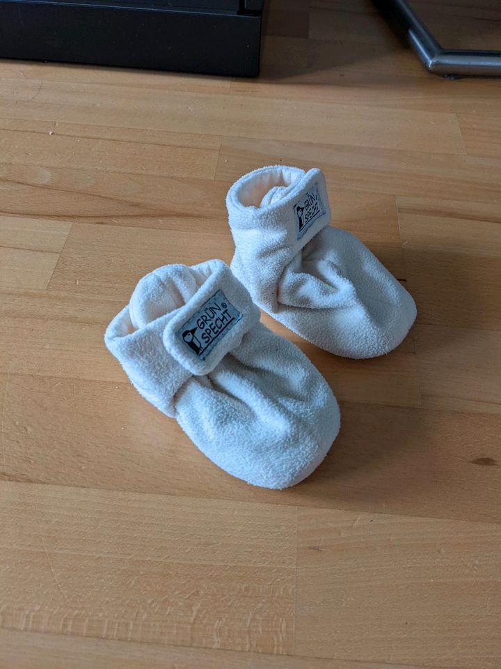 Grünspecht Baby Wärmsöckchen in Größe 1 (0-6 Monate) - für 6,50€ in Zorneding