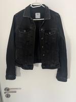 Jeansjacke schwarz in Größe S Hessen - Söhrewald Vorschau