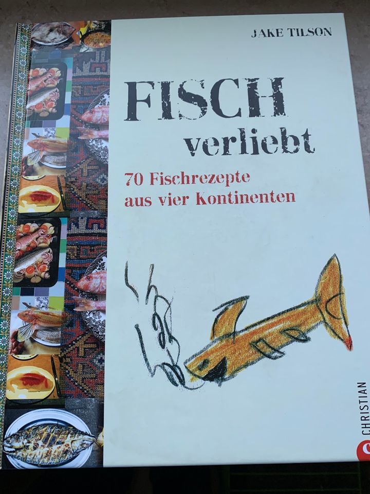 Das besondere Buch mit 70 Fischrezepten aus vier Kontinenten in Bremerhaven