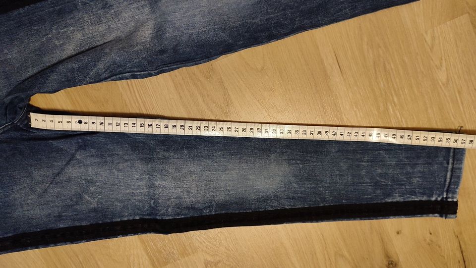 s.Oliver Jeans Größe 134 reg. in Kalchreuth