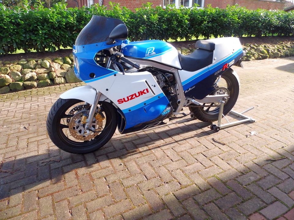 Suzuki GSXR 750,  GR75A, 1987 in Wiemerstedt