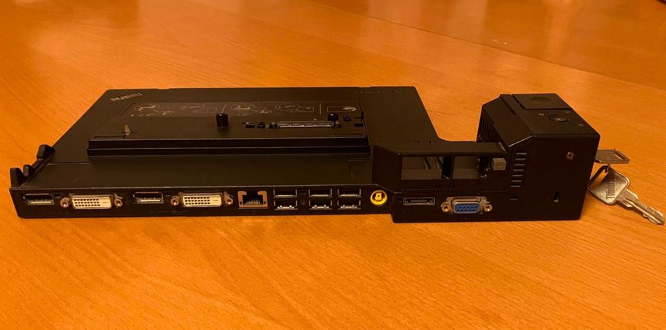 Lenovo Docking Station ThinkPad Mini Dock Plus Serie 3 90 W in Chemnitz