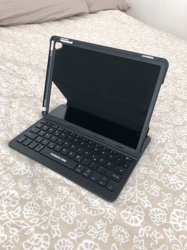 iPad Tastatur in Nürnberg (Mittelfr)