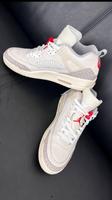 Jorden Spizike weis/creme gr. 44.5 Hessen - Wiesbaden Vorschau