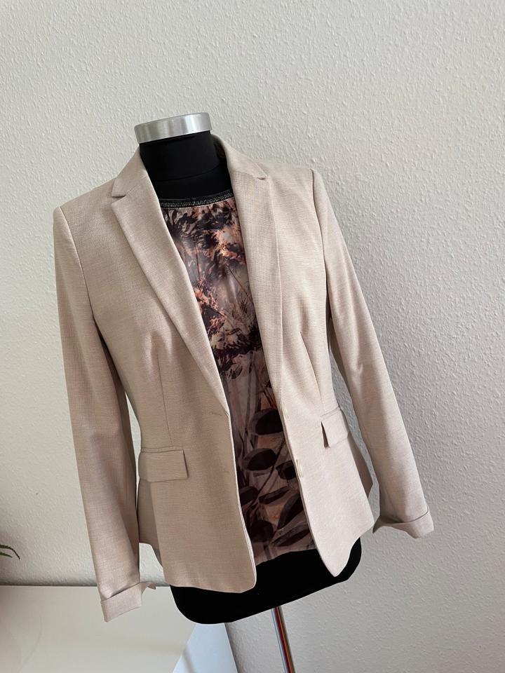 TAIFUN edles Blusentop 36 S Satin Bluse beige Blumen Print in Hannover