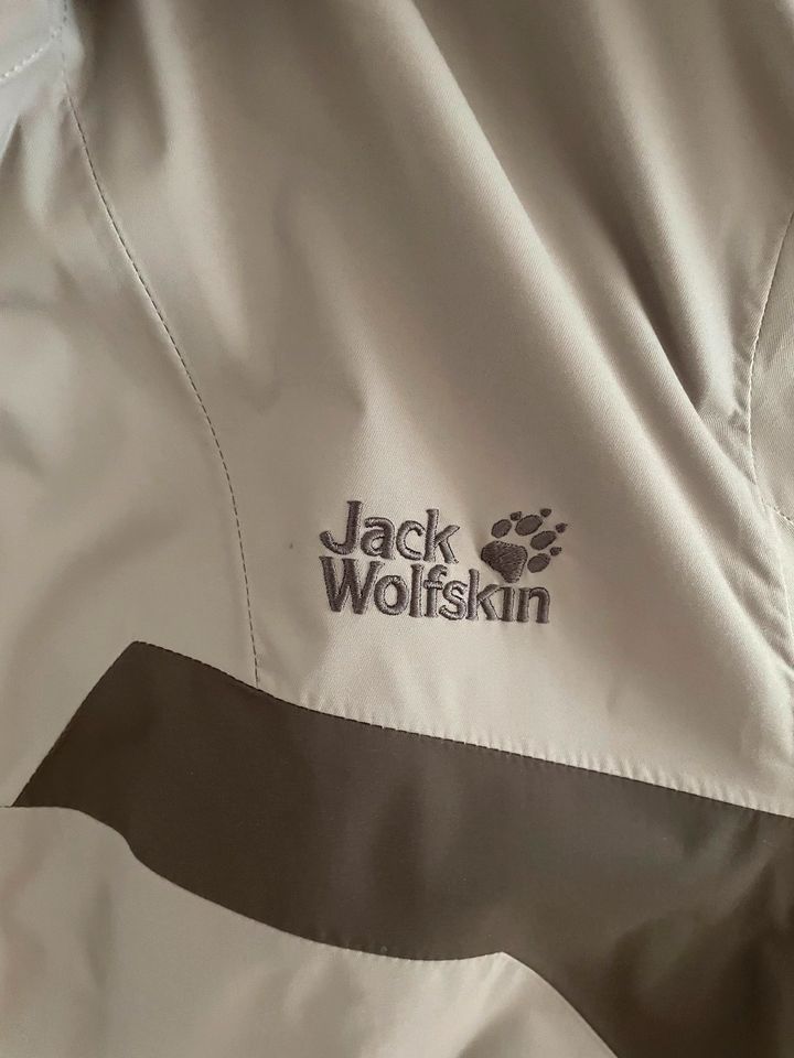 Jack Wolfskin Jacke L , Topaz Jacket , Texapore - NEU in Nürnberg (Mittelfr)