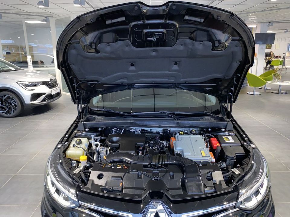 Renault Megane Grandtour E-TECH Plug-in 160 ZEN in Döbeln