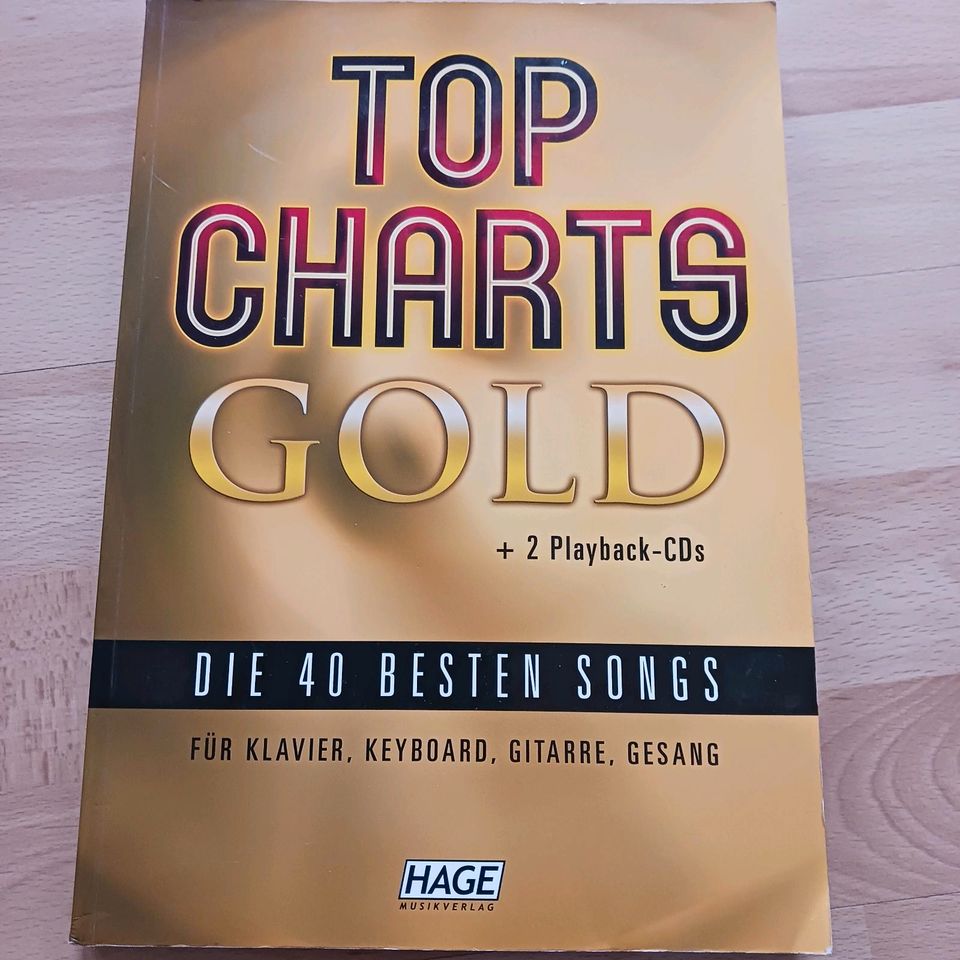 Top Charts Gold für Klavier, Keyboard, Gitarre, Gesang in Freiburg im Breisgau