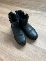 UGG Boots Stiefel Leder Lederstiefel Nordrhein-Westfalen - Pulheim Vorschau