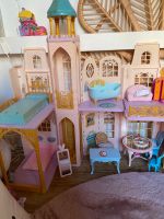 Barbie Haus Schloss 90er vintage Möbel Bett Tisch Villa Traumhaus Pankow - Prenzlauer Berg Vorschau