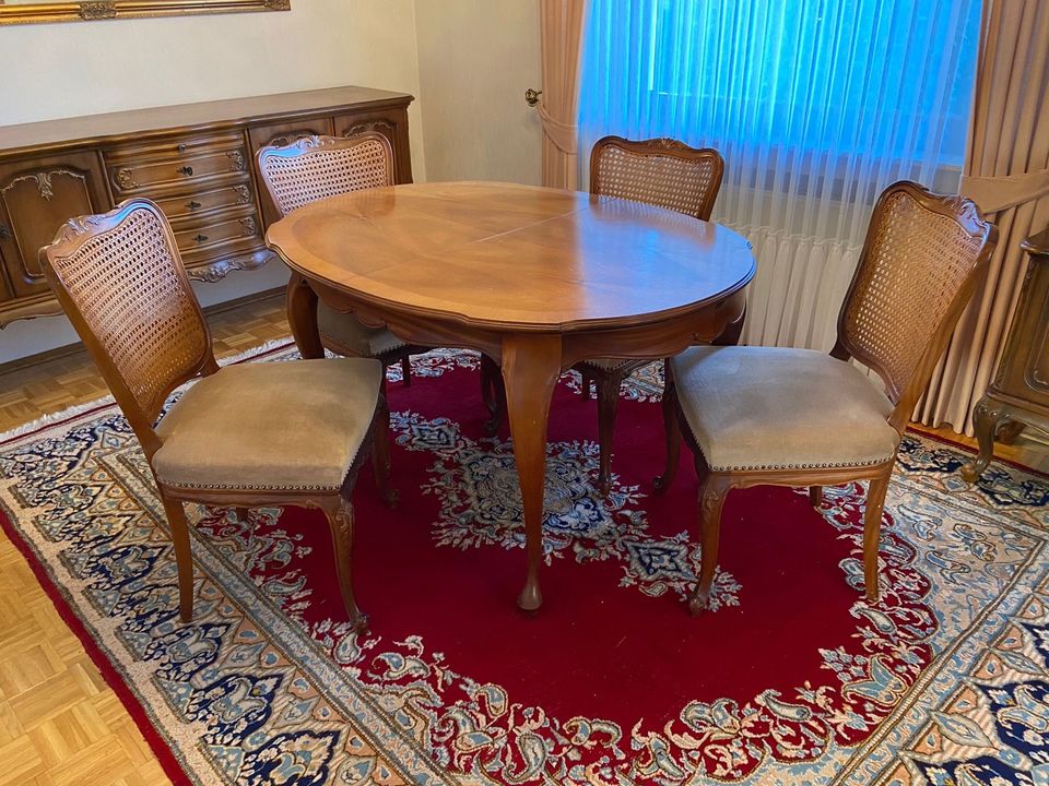 Tisch und Stühle von Warrings in Freudenberg