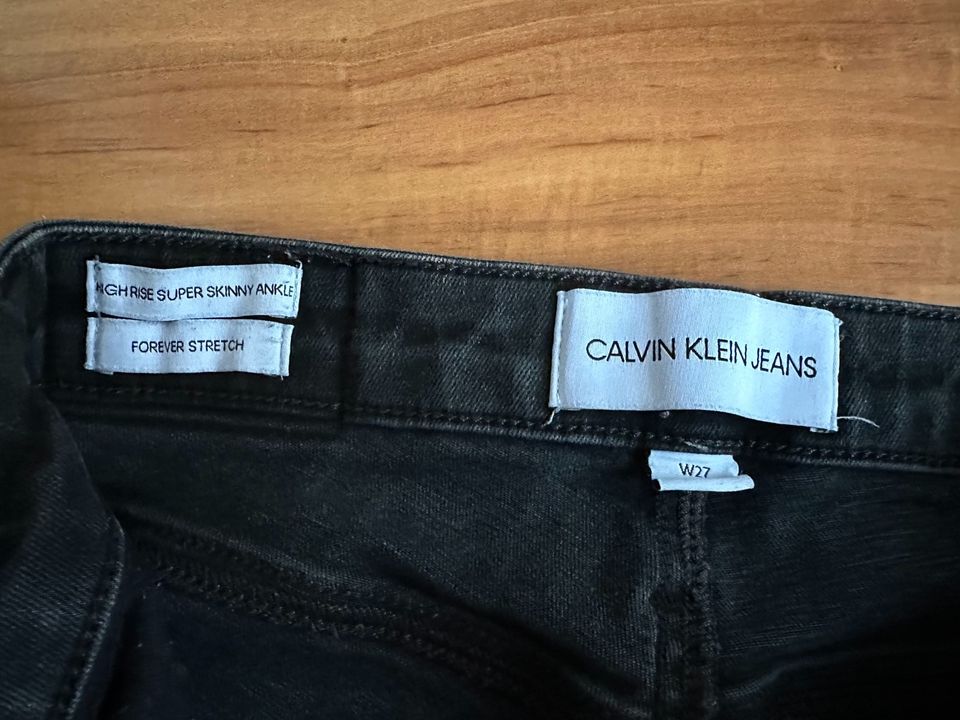 Calvin Klein Jeans in Bad Salzuflen