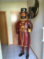 Galionsfigur Beefeater (Wächter Londoner Tower) Hessen - Hünfeld Vorschau