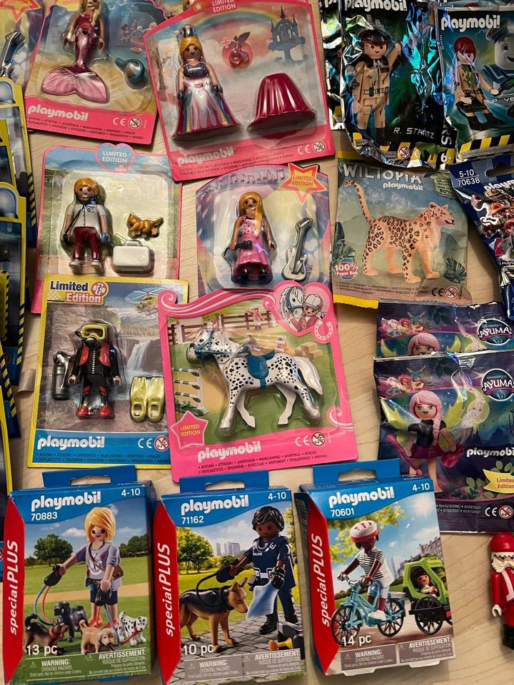 33x Playmobil Adventskalender Figuren Packungen Polybag NEU OVP in Frankfurt am Main