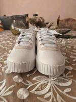 Weiß-beige Puma Sneaker, mit Lasercut in Gr. 37 Bayern - Hemau Vorschau