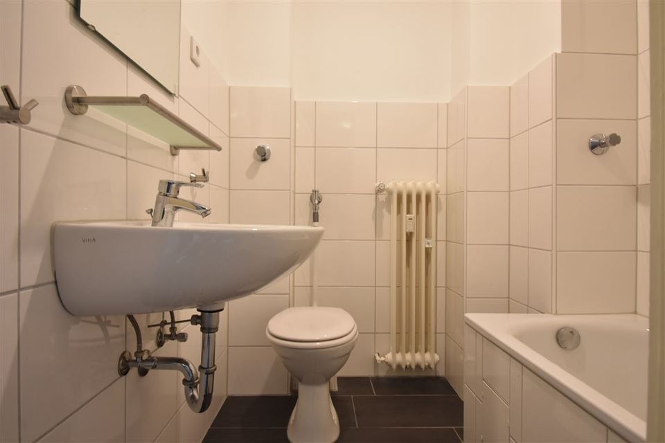 Ruhiges Wohnen! 2-Zimmer-Wohnung mit Balkon in DU-Röttgersbach in Duisburg