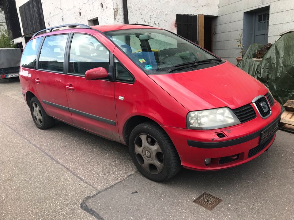 Seat Alhambra  1.9 D , 7 sitzer in Ötisheim