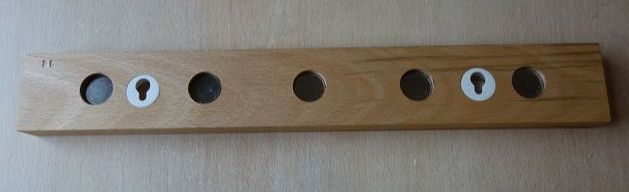 Magnetisches Schlüsselbrett Eichenholz Schlüssel Holz Eiche in Egelsbach